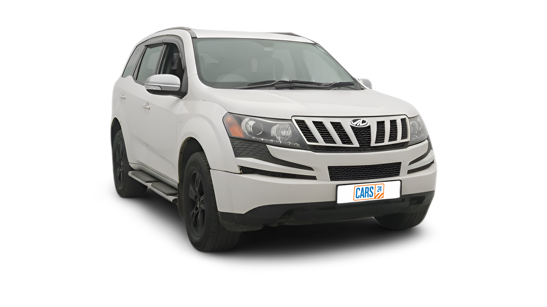 Mahindra XUV500-img